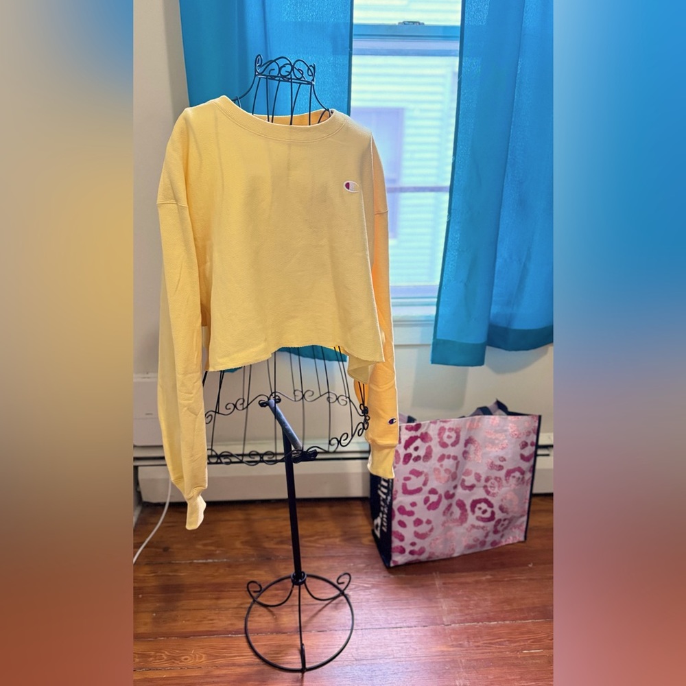 Crop top sweatshirt